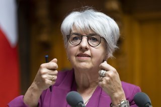 Les Etats membres de l'UE discutent jeudi à Logrono du règlement de crise dans le domaine de l'asile. Elisabeth Baume-Schneider est ouverte à la discussion, mais elle insiste sur le respect des droits fondamentaux (archives).